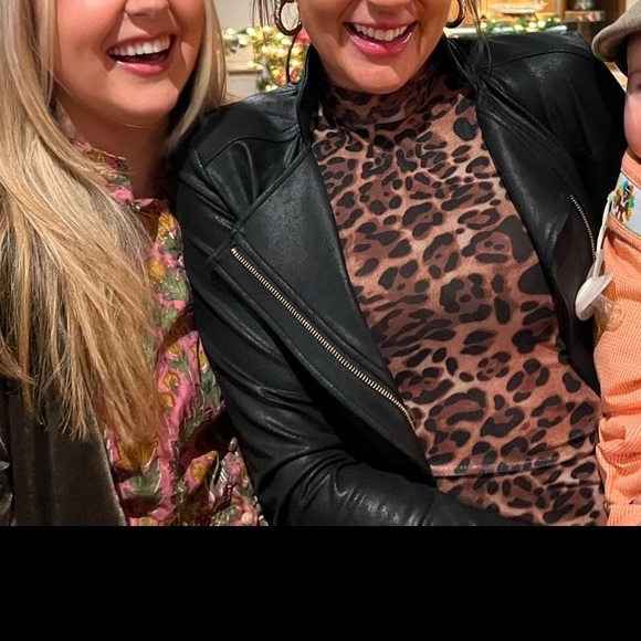 Revolve dress - Picture 5 of 7